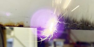 Laser Entrostung und Entlackung